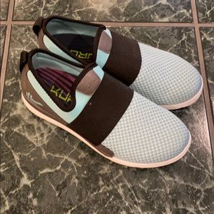 Kuru women’s size 8 sneakers
